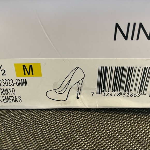 Nine West 8.5 Emerald Heels - worn once - Picture 2 of 5